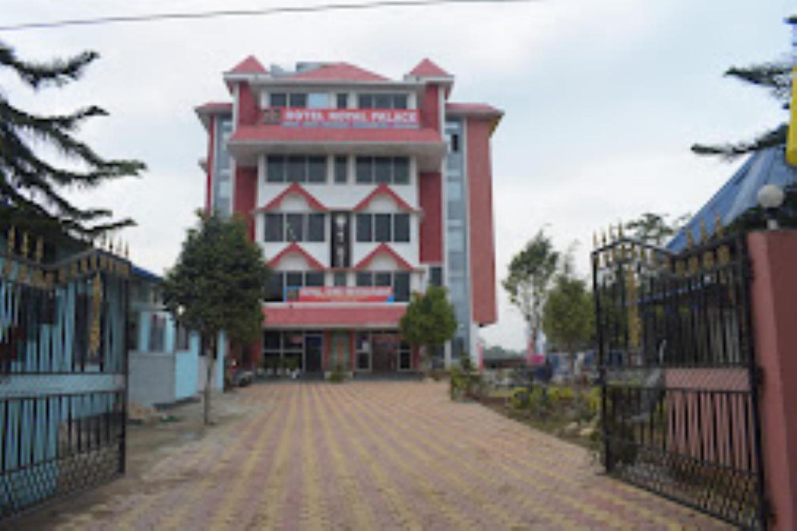 Hotel Royal Palace Bongara Kaharpara Bagian luar foto